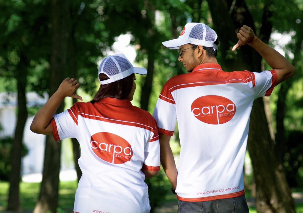 Carpa Education - Couple